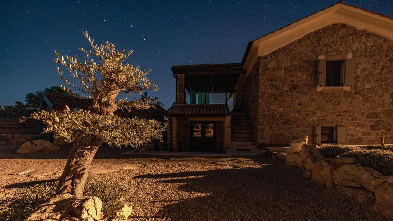 Villa Campiello Heated Pool Vrbnik Buitenkant foto