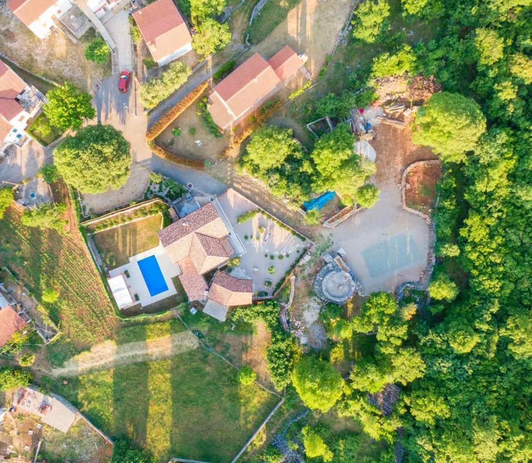 Villa Campiello Heated Pool Vrbnik Buitenkant foto