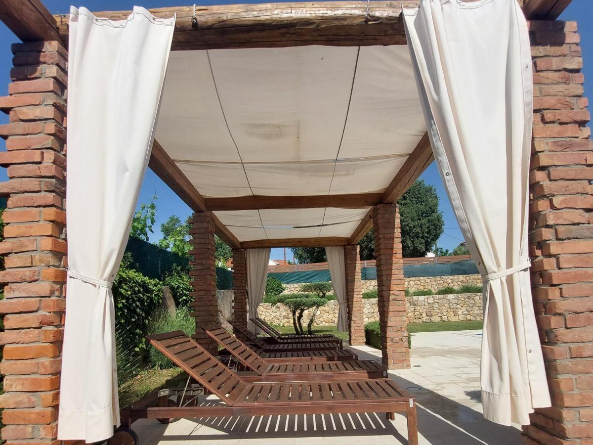 Villa Campiello Heated Pool Vrbnik Buitenkant foto