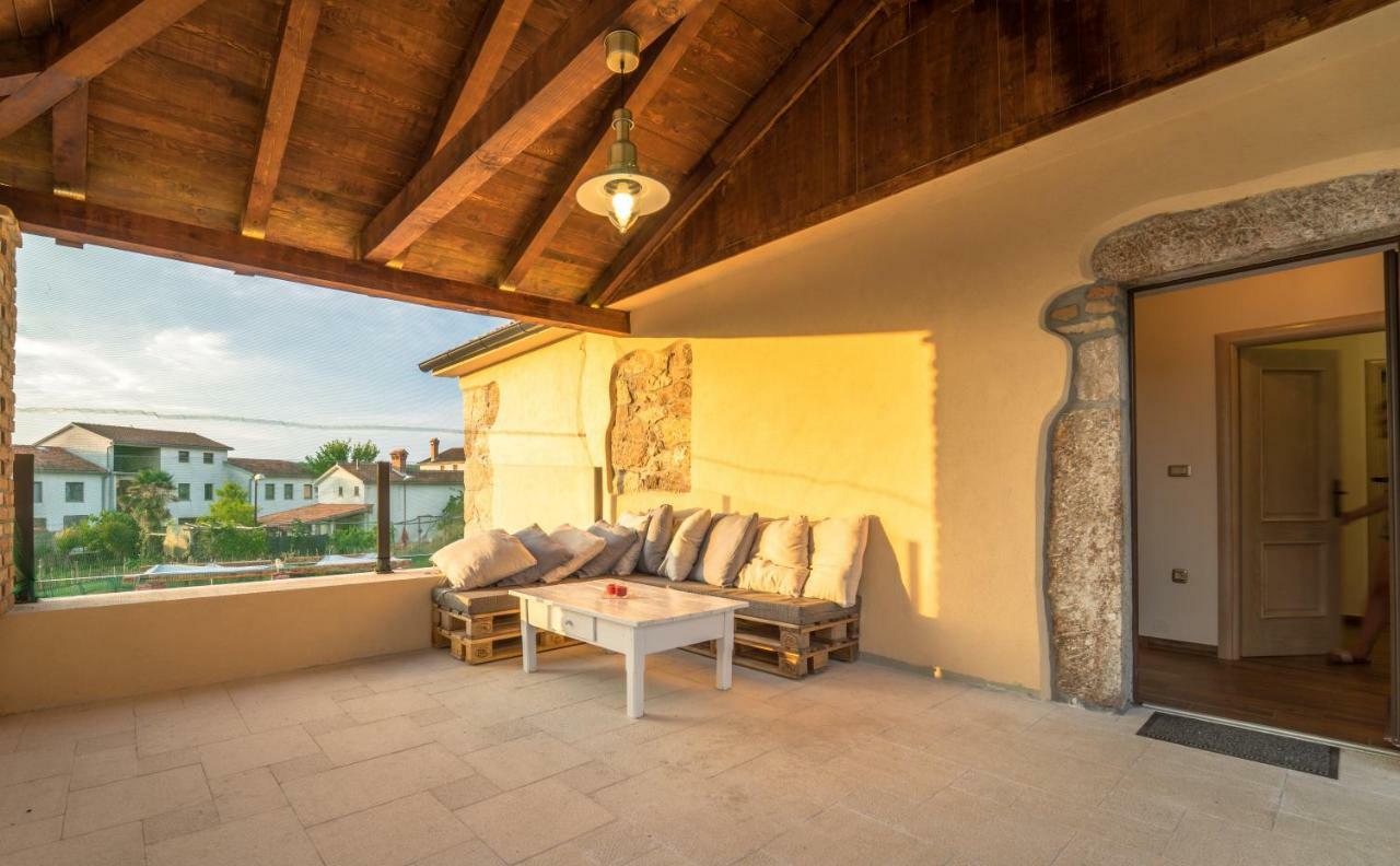 Villa Campiello Heated Pool Vrbnik Buitenkant foto
